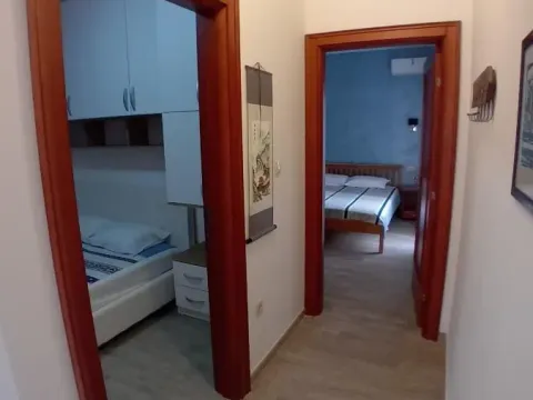 Prodaja, dvosoban stan, 72m², Dobrota, Kotor - image 6