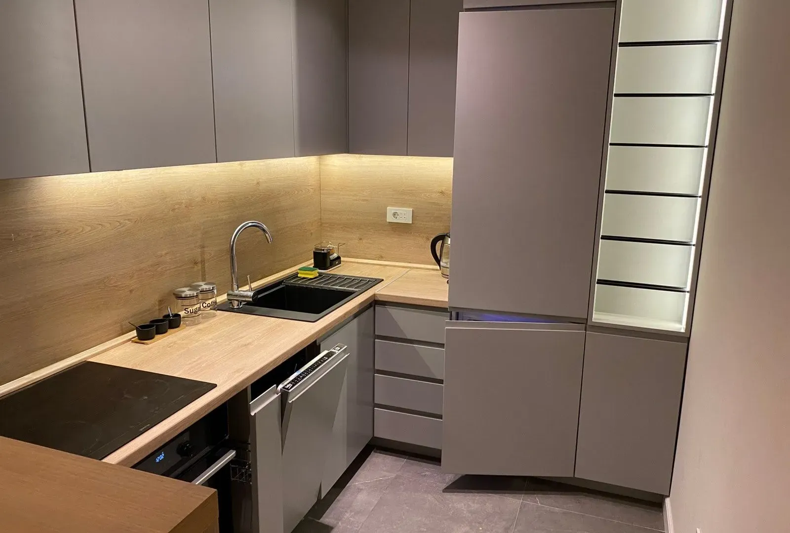 Rent, two bedroom apartment, 120m², Centar, Podgorica