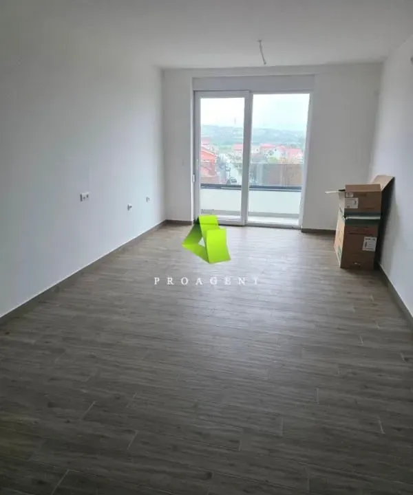 Rent, two bedroom apartment, 64m², Ledena Stena, Niš