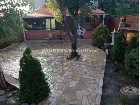 Sale, house, 450m², Surčin, Beograd - image 5