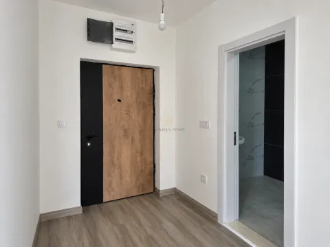 Prodaja, jednosoban stan, 56m², Lazi, Budva - image 2