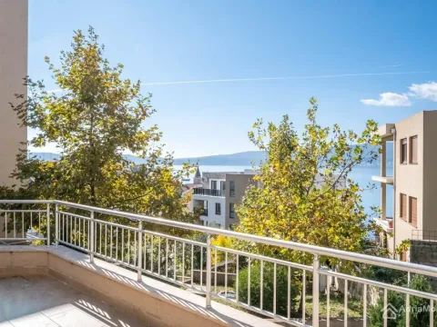 Sale, two bedroom apartment, 66m², Tivat, Crna Gora