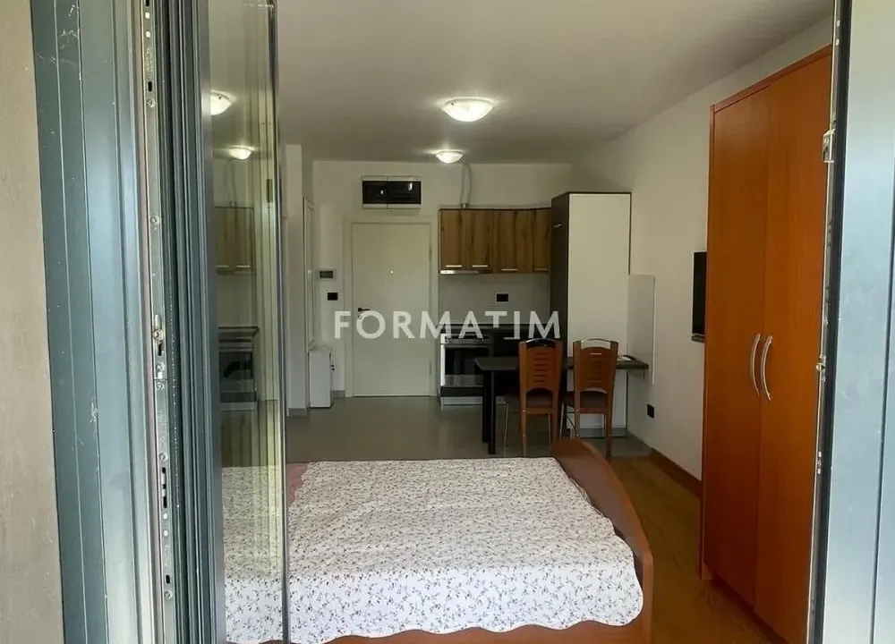 Izdavanje, stan, 27m², Banjica, Voždovac Sve Podlokacije