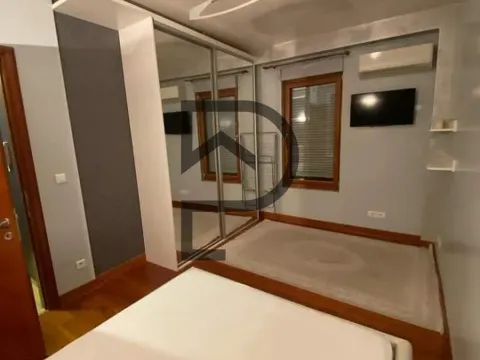 Izdavanje, stan, 80m², Vezirov Most, Podgorica - image 4