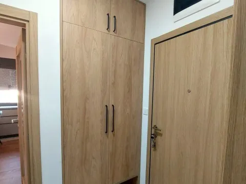 Rent, apartment, 47m², New City, Podgorica - image 7