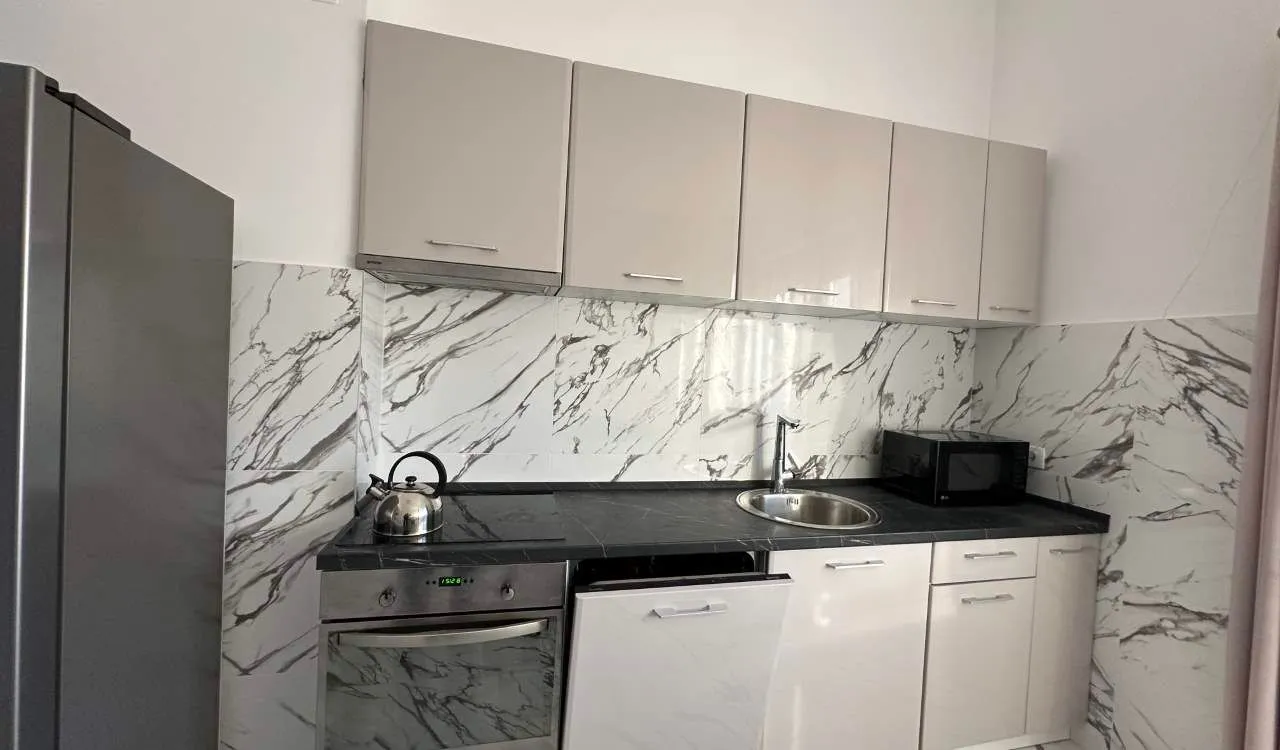 Sale, four bedroom apartment, 87m², Centar, Budva