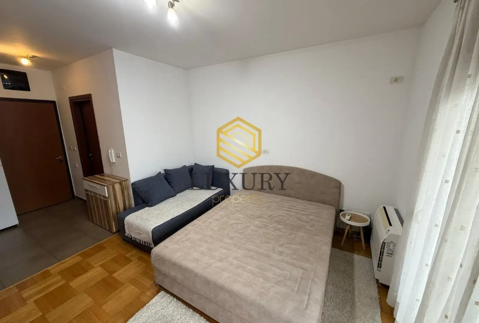 Izdavanje, garsonjera, 32m², City Kvart, Podgorica