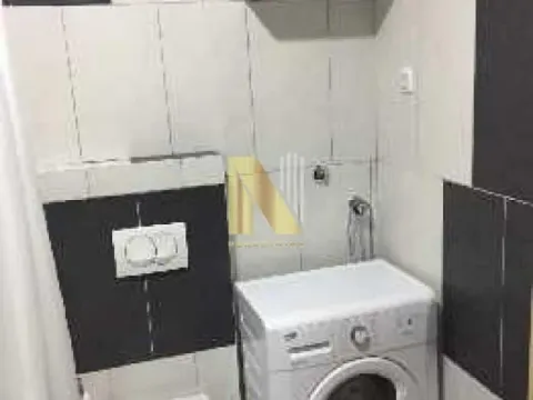 Izdavanje, dvosoban stan, 45m², Centar, Novi Sad - image 12