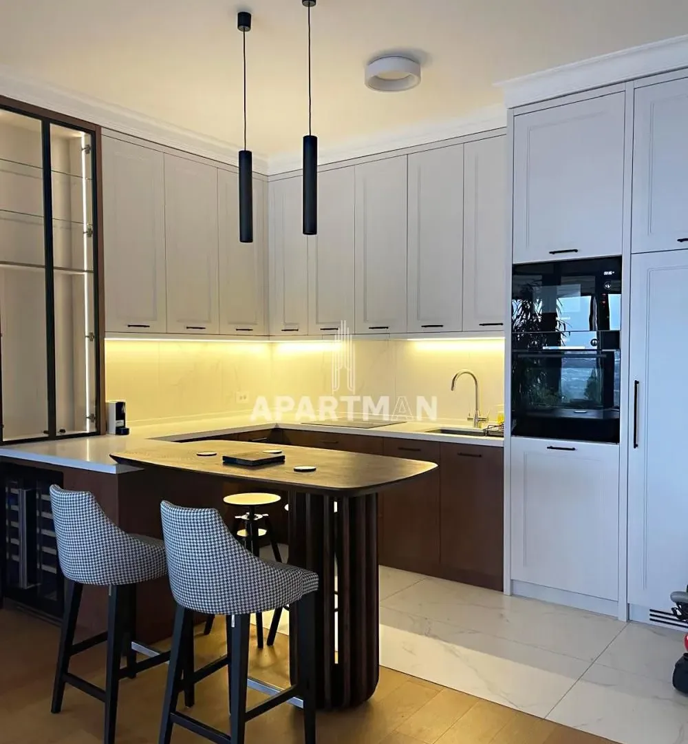 Prodaja, četvorosoban stan, 176m², Tošin bunar, Novi Beograd Sve Podlokacije