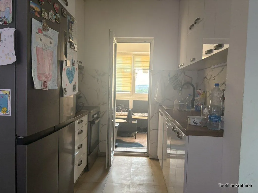 Prodaja, trosoban stan, 75m², Arnajevo, Barajevo