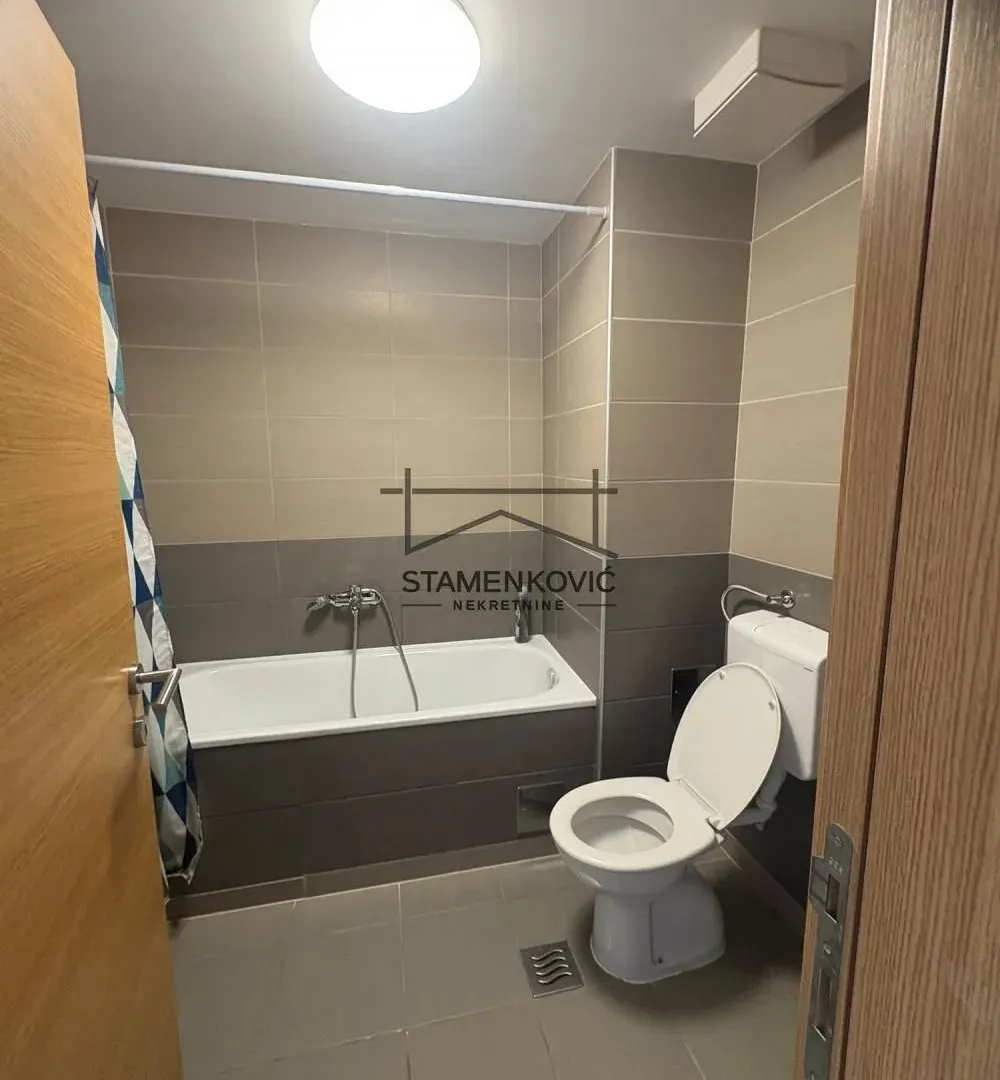Izdavanje, trosoban stan, 62m², Jugovićevo, Novi Sad Sve Podlokacije
