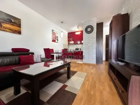 Izdavanje, jednosoban stan, 45m², City Kvart, Podgorica - image 7