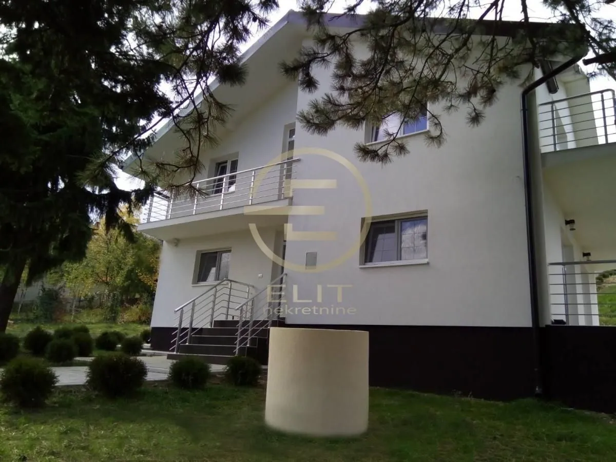 Sale, house, 220m², Alibegovac, Petrovaradin