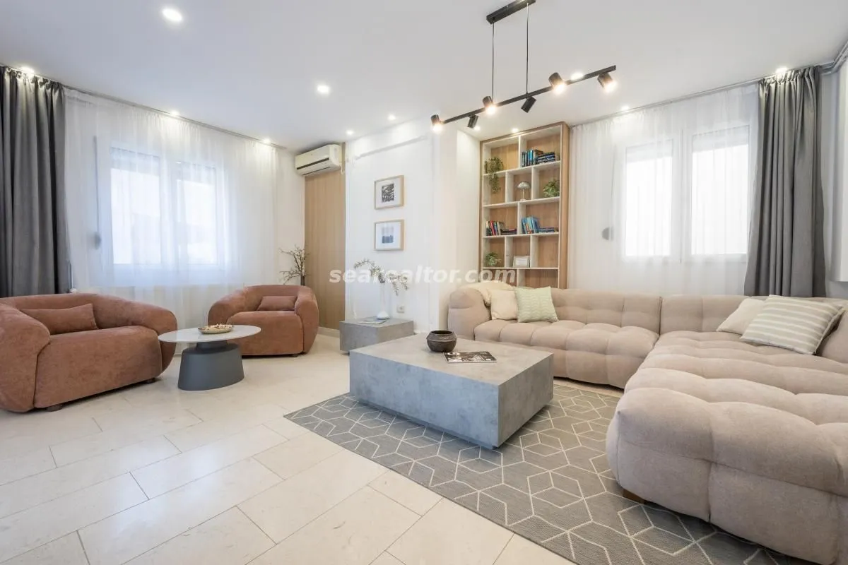 Prodaja, kuća, 240m², Stoliv, Kotor