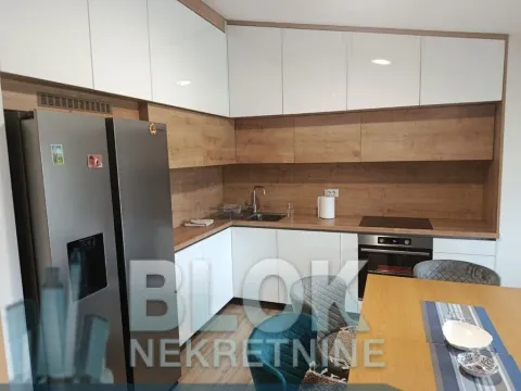 Izdavanje, dvosoban stan, 100m², Preko Morače, Podgorica - image 5