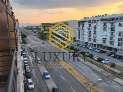Izdavanje, dvosoban stan, 60m², Stari Aerodrom, Podgorica - image 7