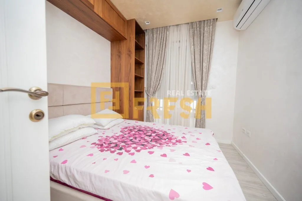 Prodaja, trosoban stan, 180m², City Kvart, Podgorica