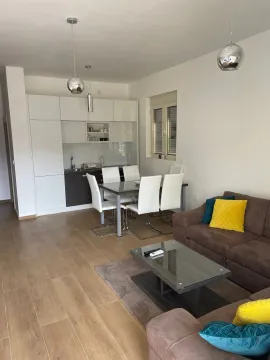 Izdavanje, jednosoban stan, 63m², Pržno, Budva - image 2