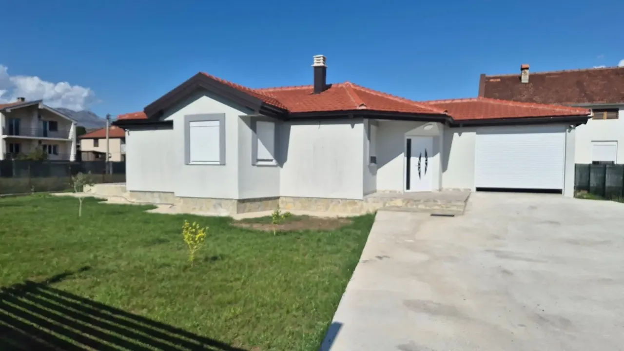 Sale, house, 170m², Zagorič, Podgorica