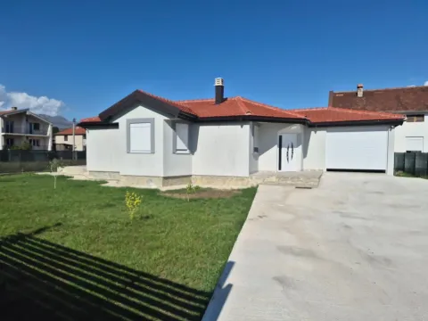 Sale, house, 170m², Zagorič, Podgorica - image 1