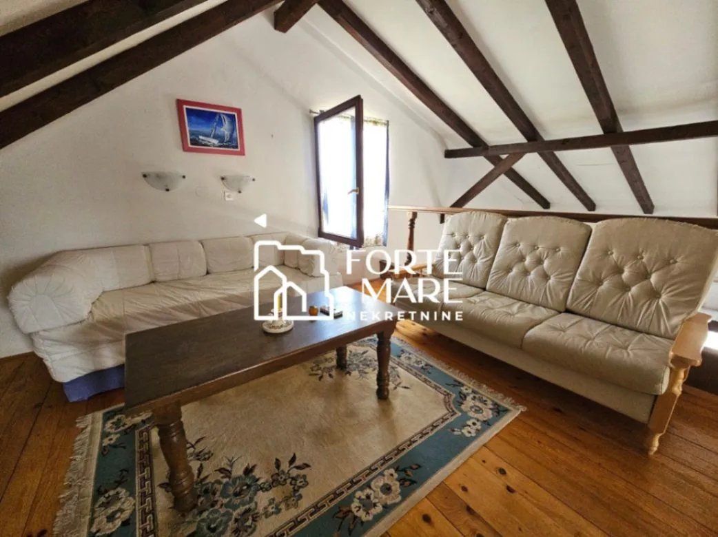 Prodaja, dvosoban stan, 115m², Tivat, Crna Gora