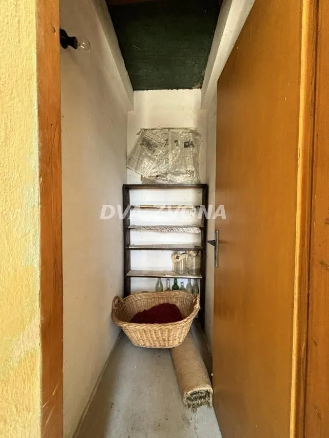 Sale, house, 29m², Irig, Srbija