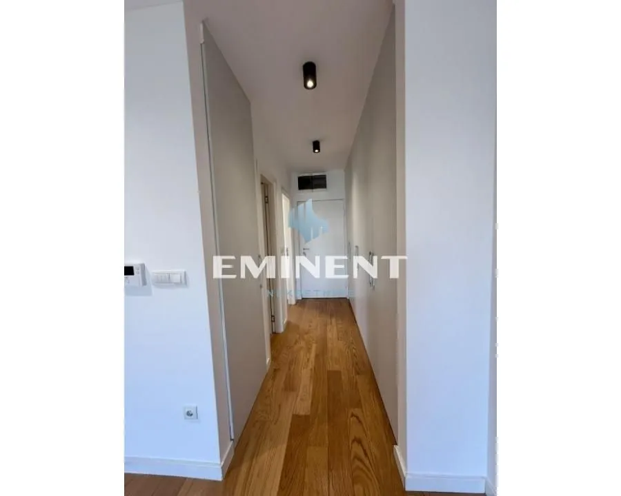Izdavanje, trosoban stan, 57m², Lekino Brdo, Voždovac Sve Podlokacije