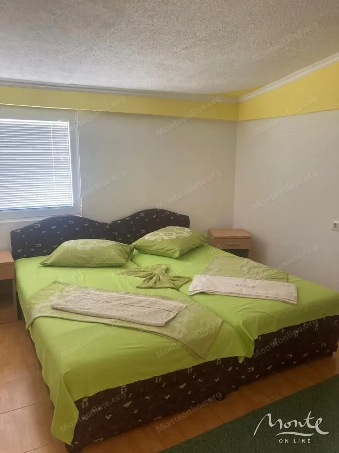 Sale, office space, 1800m², Utjeha, Bar