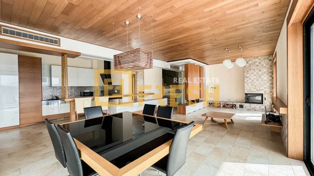 Prodaja, kuća, 310m², Kotor, Crna Gora
