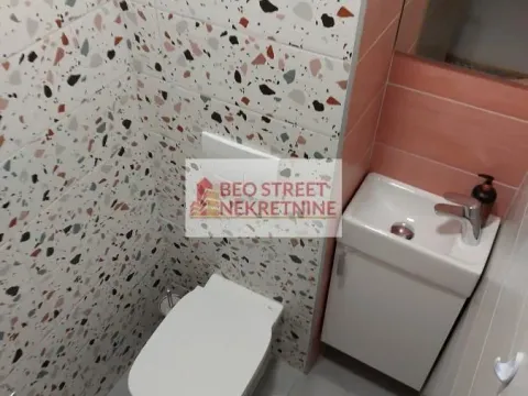 Izdavanje, dvosoban stan, 70m², Novi Beograd Blok 45, Novi Beograd Sve Podlokacije - image 7