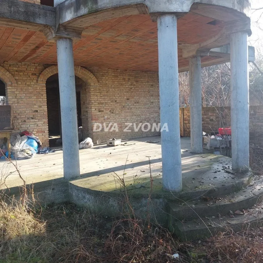 Prodaja, kuća, 240m², Bečej, Novi Sad