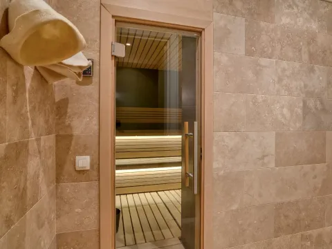 Prodaja, dvosoban stan, 131m², Rijeka Reževići, Budva - image 20