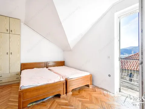 Prodaja, kuća, 90m², Tivat, Crna Gora - image 12