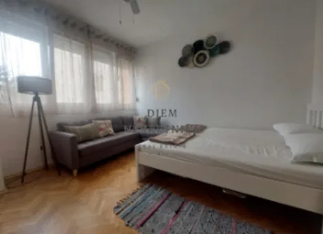 Izdavanje, garsonjera, 30m², Centar, Tivat - image 3