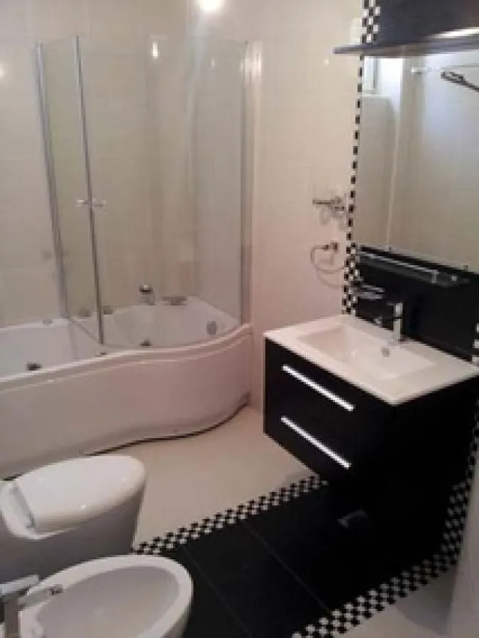 Prodaja, poslovni prostor, 137m², Petrovac, Budva