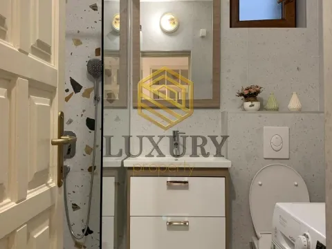 Rent, house, 110m², Centar, Podgorica - image 9