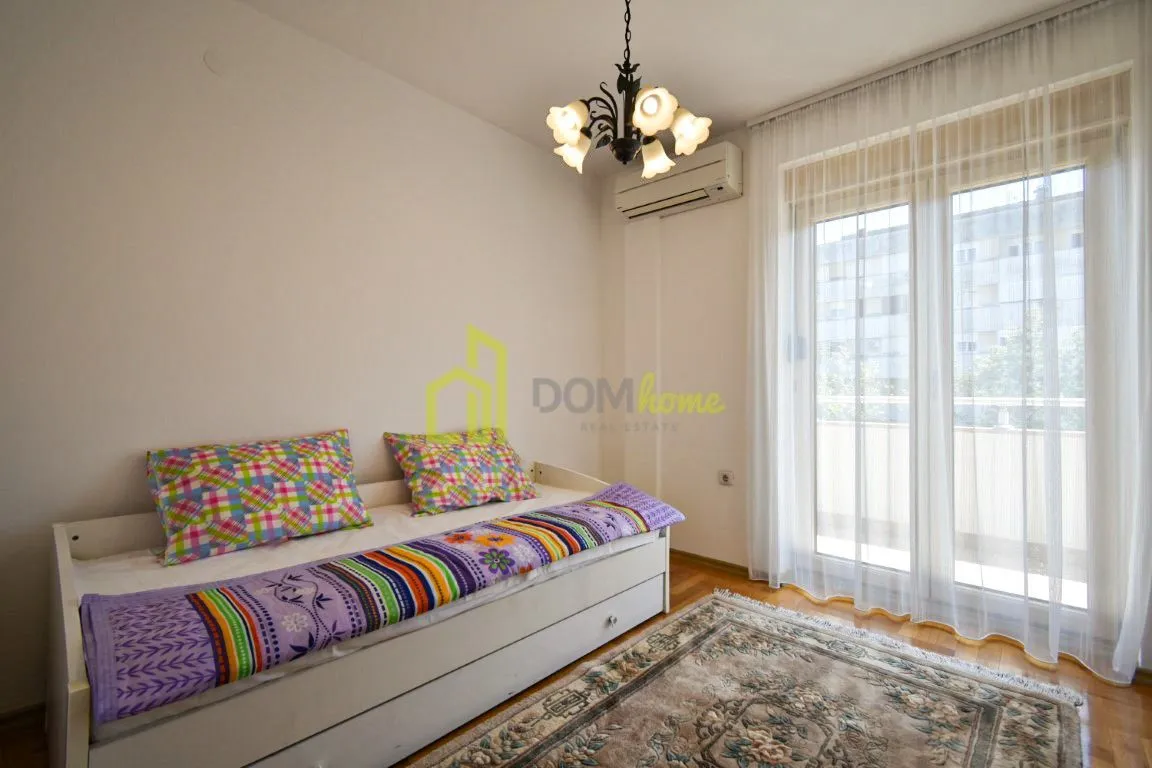 Rent, three bedroom apartment, 150m², Preko Morače, Podgorica