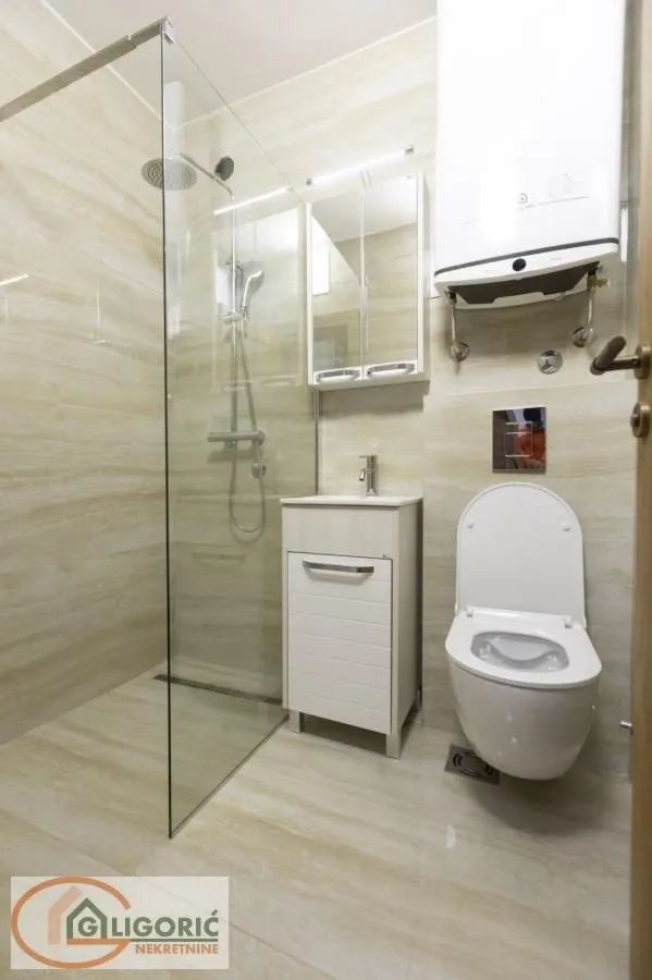 Sale, three bedroom apartment, 86m², Zemun Gardoš, Zemun Sve Podlokacije