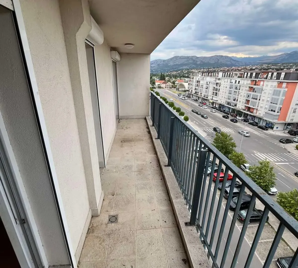 Prodaja, dvosoban stan, 72m², Stari Aerodrom, Podgorica