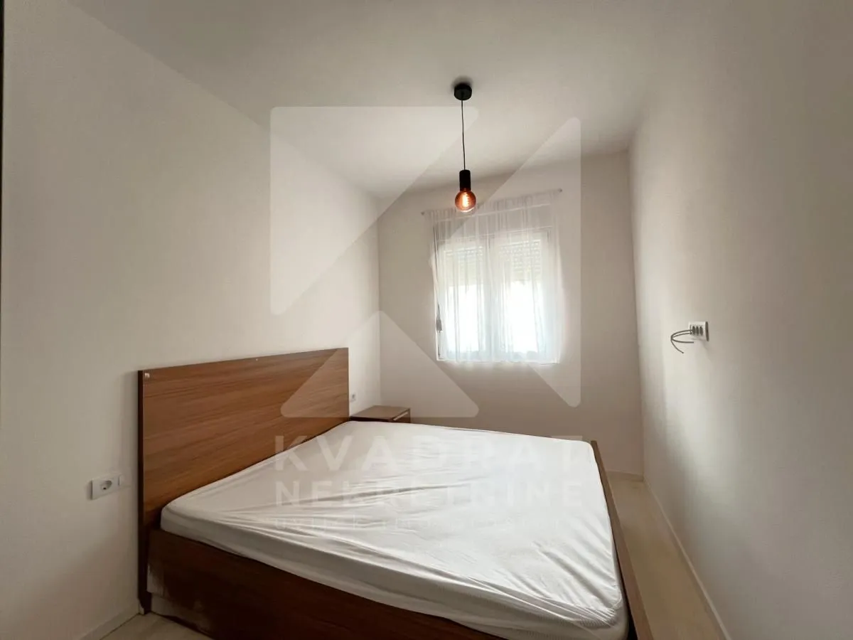 Prodaja, jednosoban stan, 49m², 1 maj, Podgorica