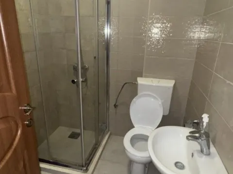 Izdavanje, jednosoban stan, 48m², Stari Aerodrom, Podgorica - image 6