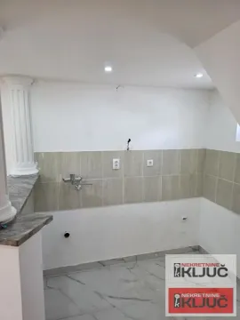 Prodaja, jednosoban stan, 33m², Socijalno, Novi Sad Sve Podlokacije - image 4