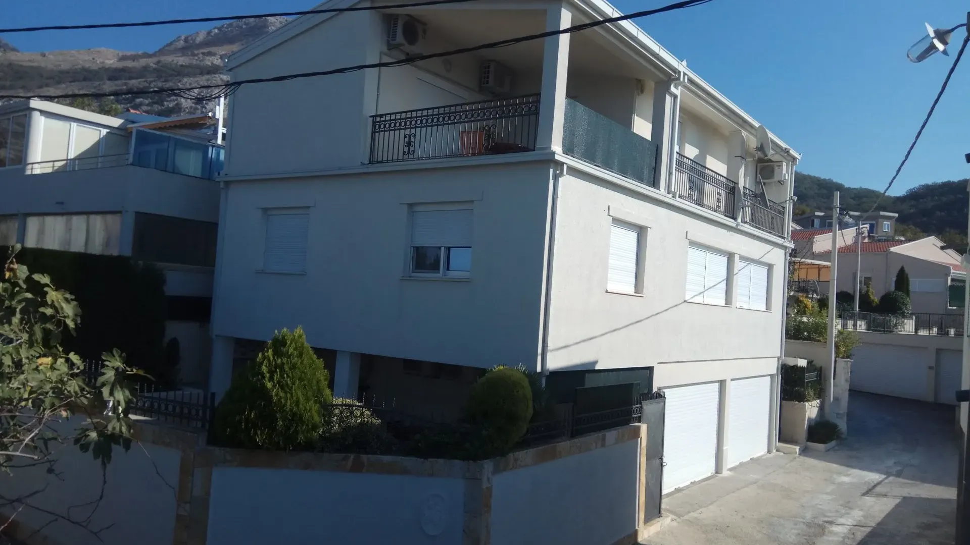 Sale, house, 200m², Bar, Crna Gora