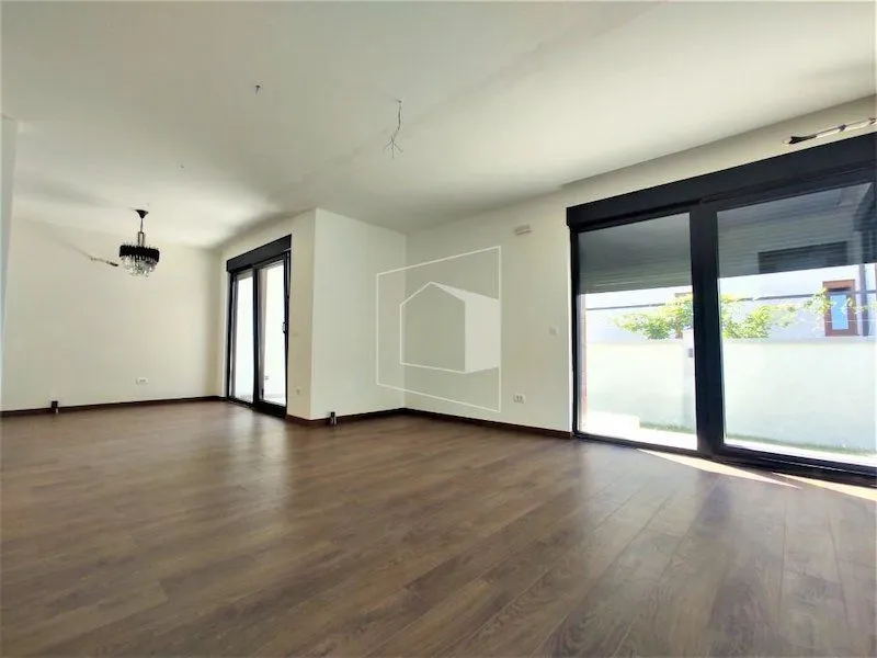 Prodaja, kuća, 150m², Dalmatinska ulica, Podgorica
