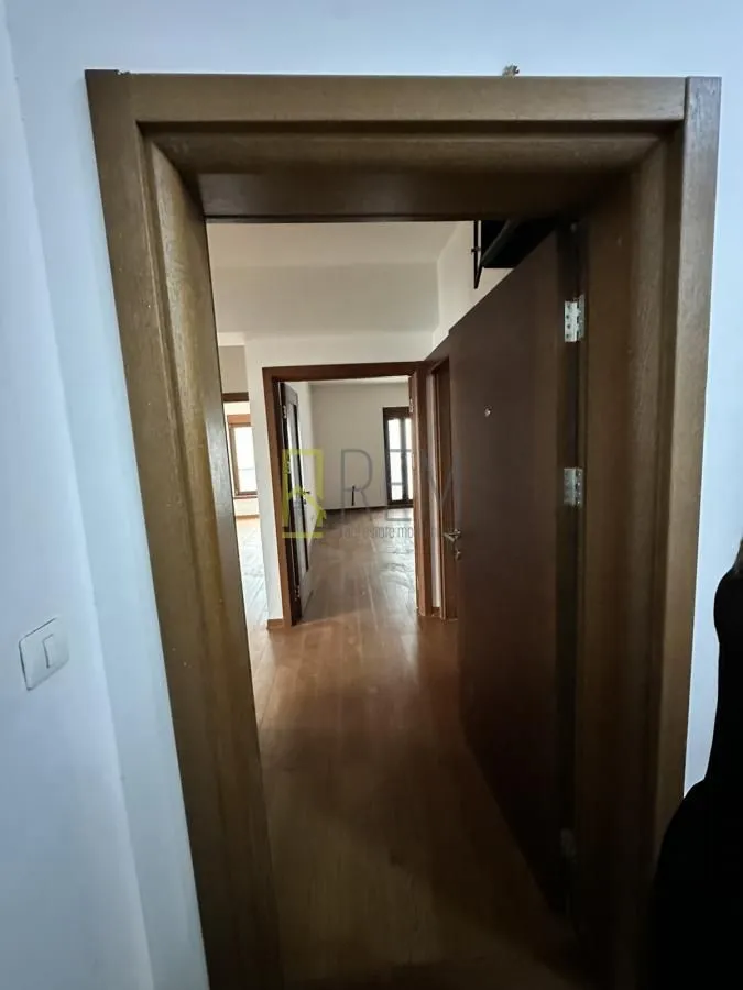Prodaja, dvosoban stan, 69m², Momišići, Podgorica