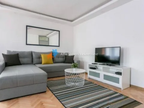 Izdavanje, stan, 88m², Stari Grad, Beograd - image 2