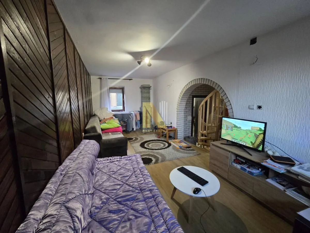 Sale, house, 96m², Beočin, Srbija
