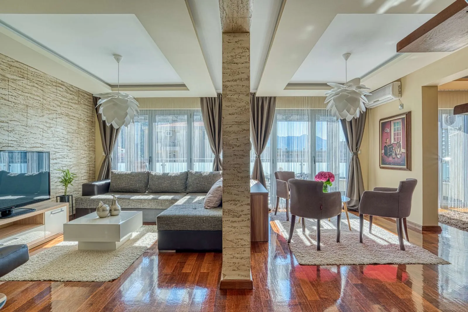 Prodaja, četvorosoban stan, 188m², Rozino, Budva