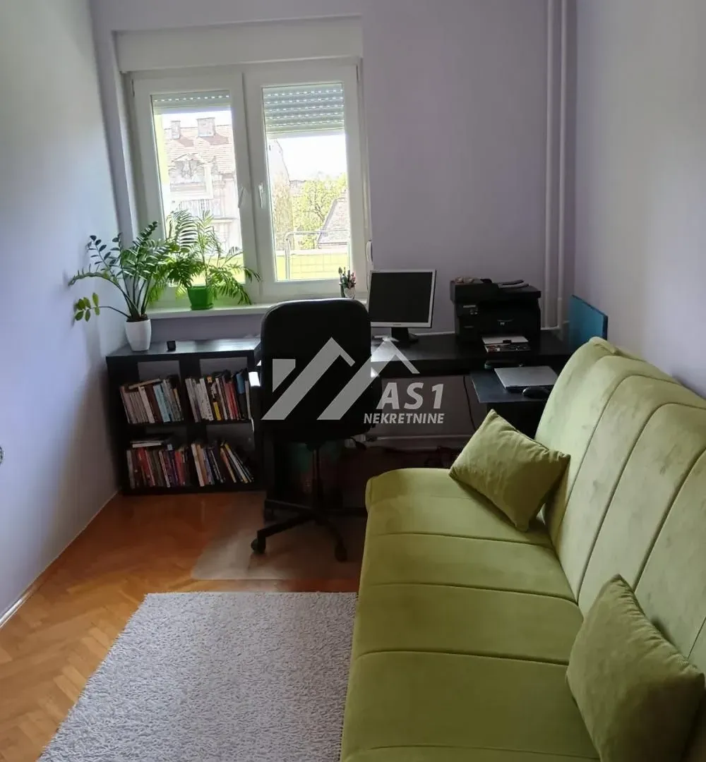 Rent, three bedroom apartment, 74m², Novi Sad Sve Podlokacije, Novi Sad