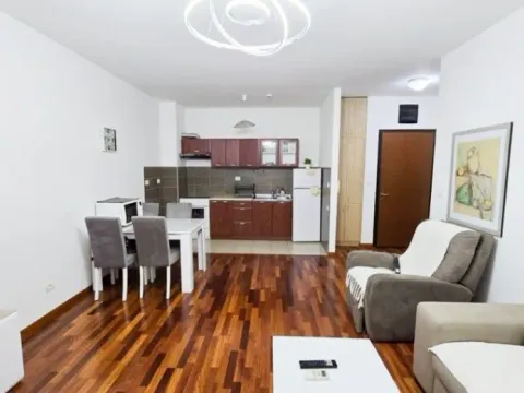Rent, one bedroom apartment, 53m², City Kvart, Podgorica
